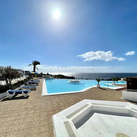Nudist With Pool View And One Bedroom In Lanzarote 公寓 *