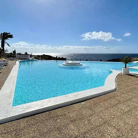 Nudist With Pool View And One Bedroom In Lanzarote *