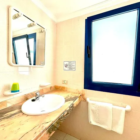 Nudist With Pool View And One Bedroom In Lanzarote * 查德尔帕罗奥