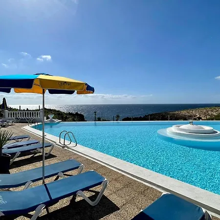 Nudist With Pool View And One Bedroom In Lanzarote *
