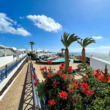 Apartment Nudist With Pool View And One Bedroom In Lanzarote